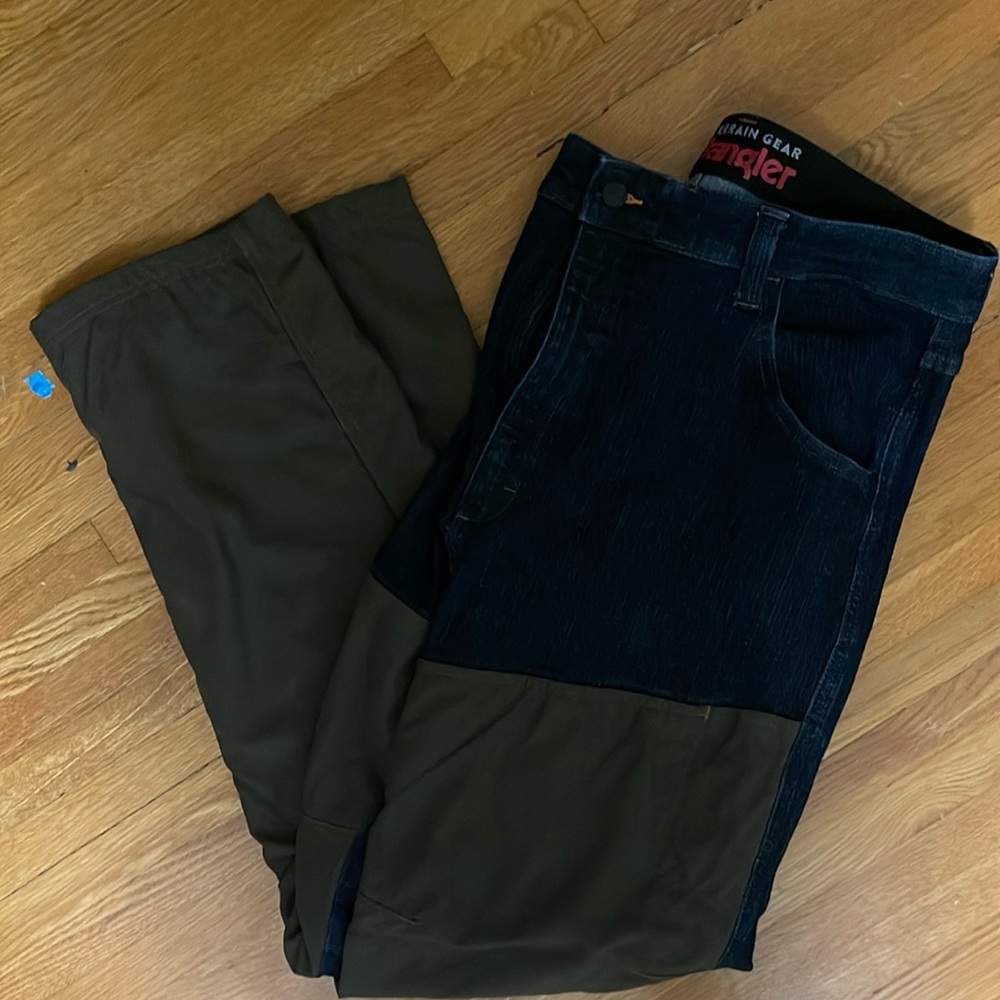 Wrangler All Terrain Gear Upland Brush Guard Jeans Articulated Knee Canvas 40x32